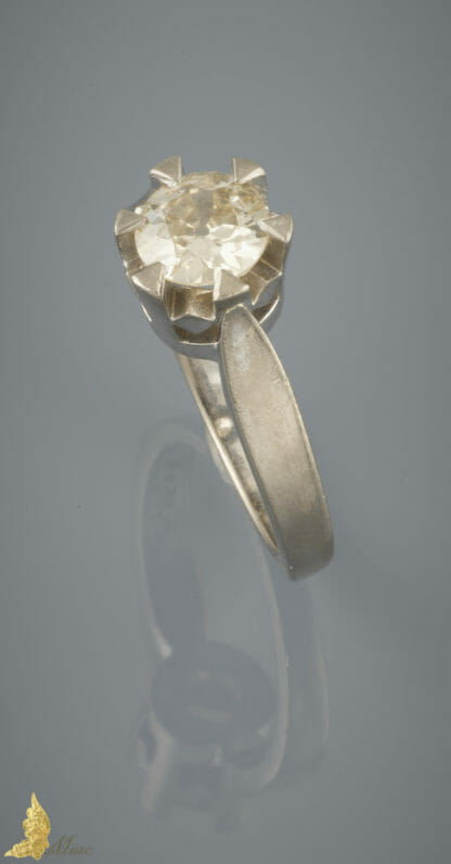 Brylantowy Solitaire ok. 0,85 ct