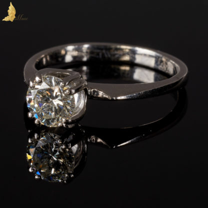 Solitaire 0,74 ct w 18 K Białym Złocie