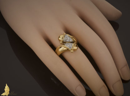Złoty pierścionek splot słoneczny z diamentami