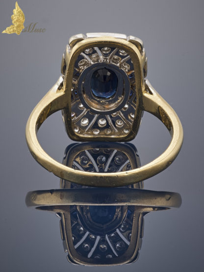 Powojenny pierścionek w stylu Art Deco z szafirami ok. 1,25 ct i brylantami ok. 1 ct, 18K