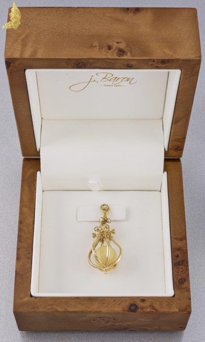 Zawieszka 'Celebration' z brylantami 0,55 ct i bursztynem Royal Amber w 18K żółtym złocie
