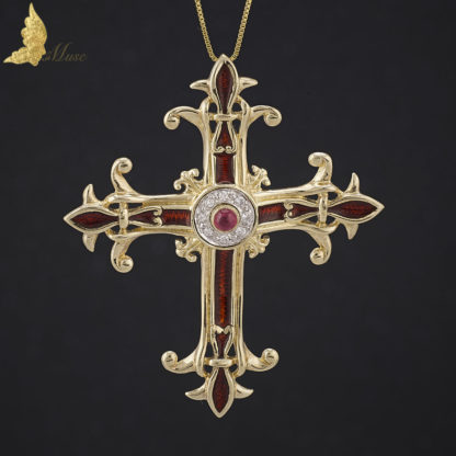 Unikatowa zawieszka-krzyż z czerwoną emalią na guillochu, brylantami i rubinem w 14K żółtym złocie
