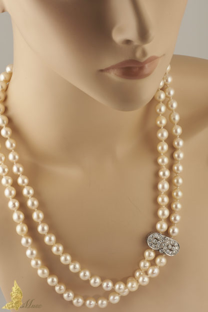 Francuski podwójny naszyjnik z pereł z brylantowym zapięciem ok. 2,90 ct w białym złocie 14K