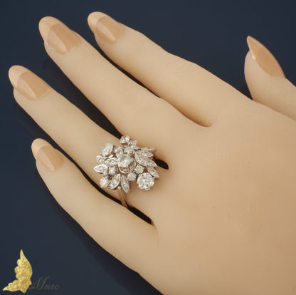 Koktailowy pierścień z diamentami ok. 2,80ct w białym złocie pr. 750