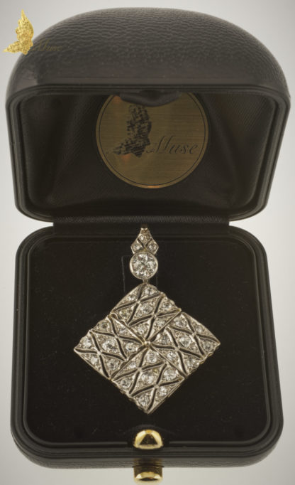 Platynowa zawieszka Art Deco z brylantami w dawnym szlifie ok. 2,90 ct