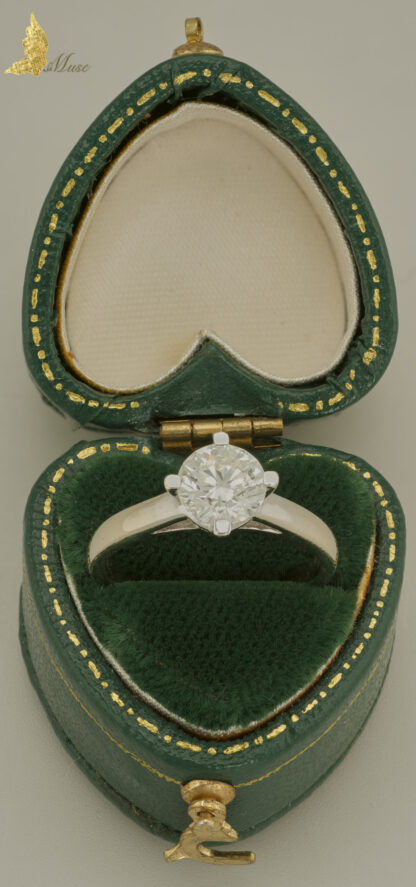 Pierścionek zaręczynowy Fozailoff Jewelry- klasyk z diamentem